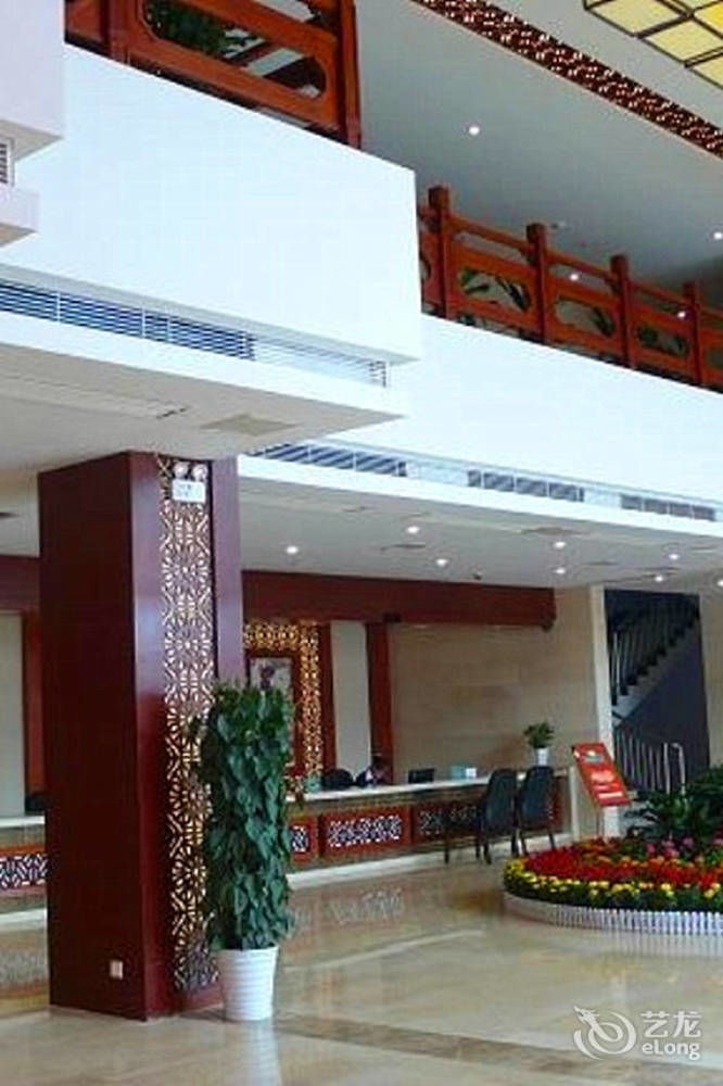 Jishou Heyi Hotel Feng-chuang Exteriér fotografie